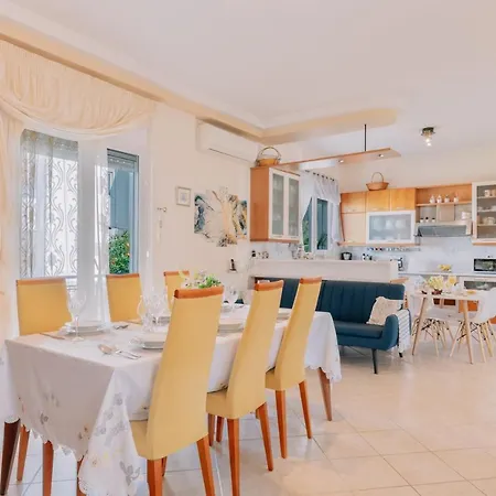 Propodes Luxury * Pastida