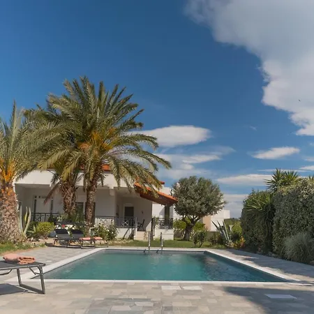 Propodes Luxury Vila