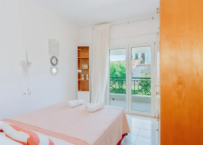 Propodes Luxury Villa