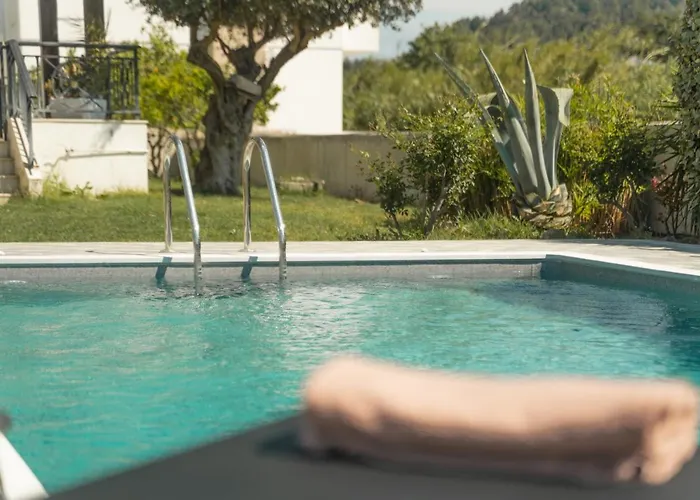 Propodes Luxury Villa Pastida