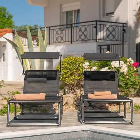 Propodes Luxury Pastida